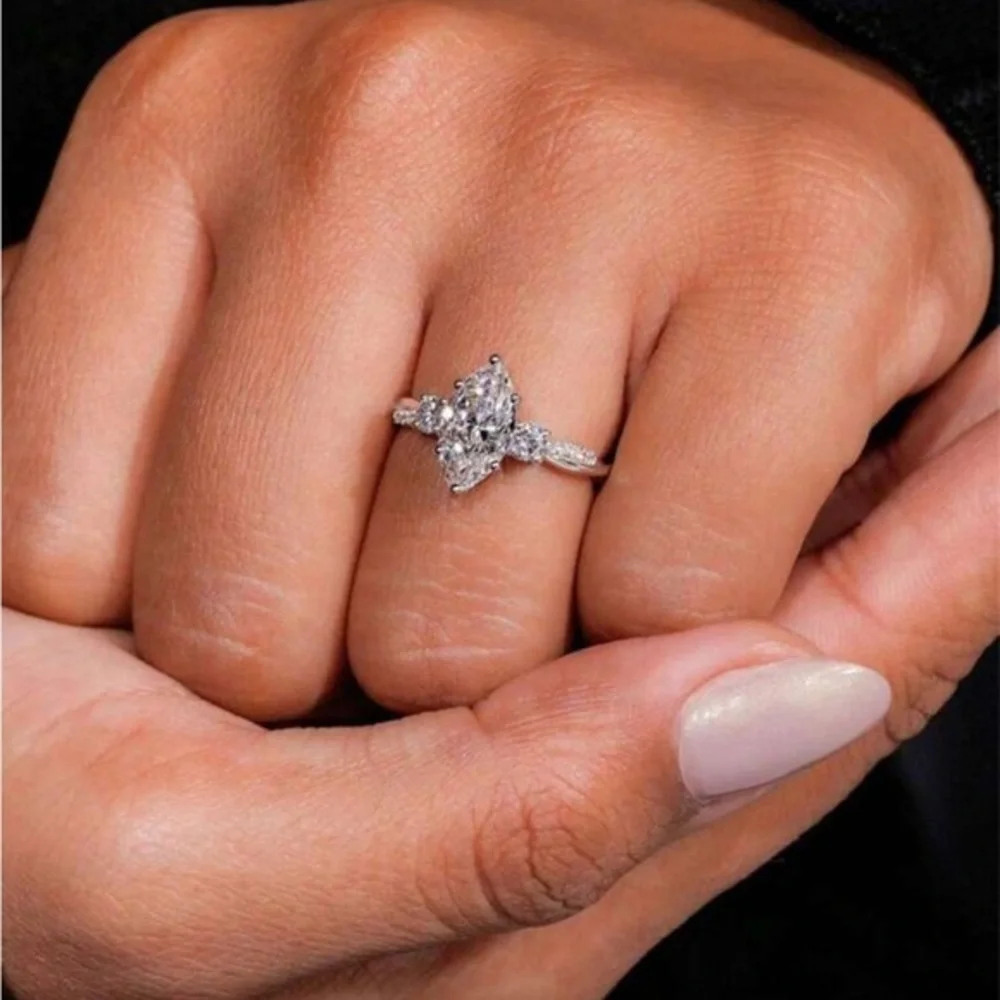 CZ ring - Picture 2 of 5